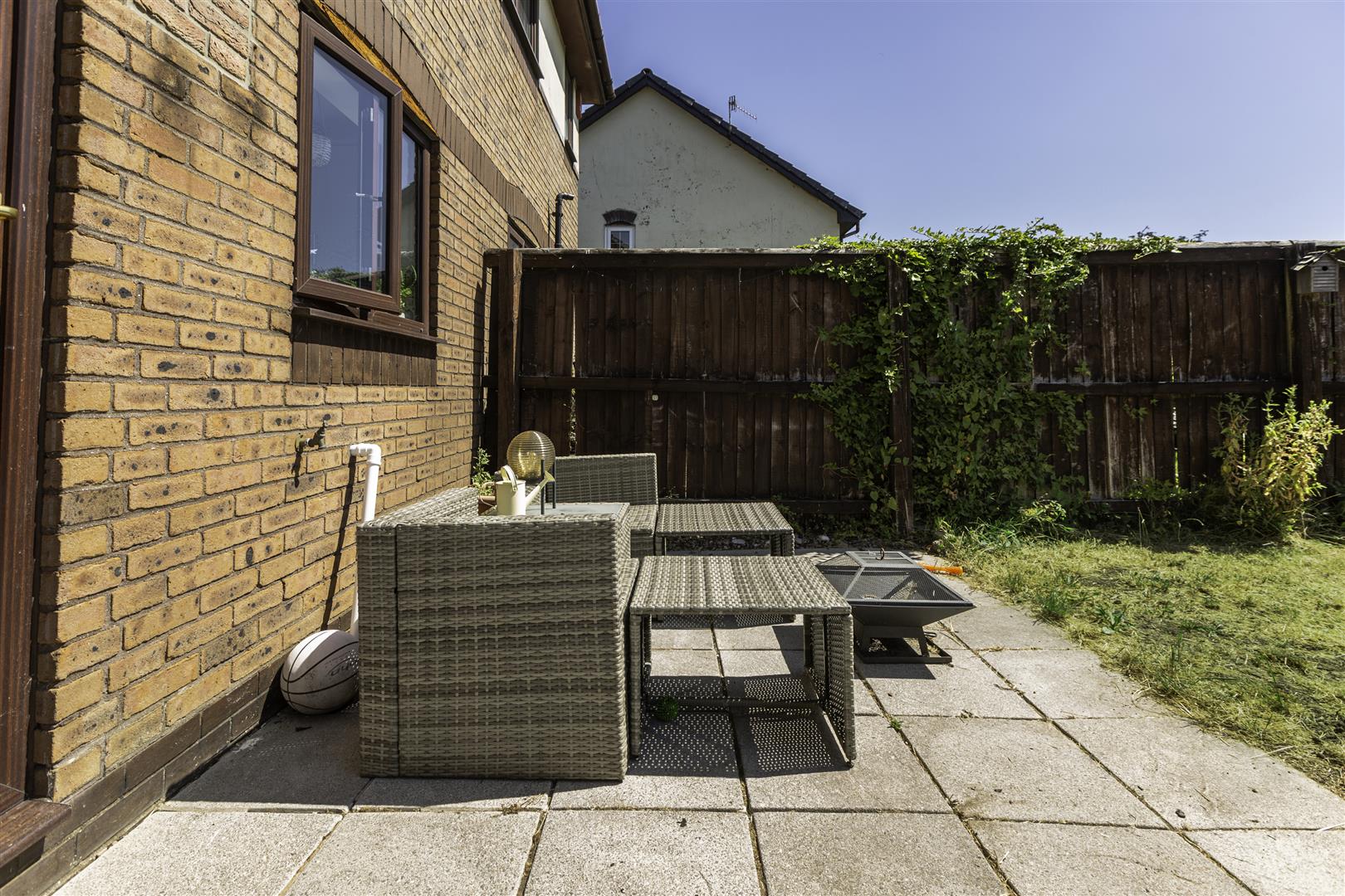 Clos Burlais, Cwmdu, Swansea, SA5 8LH
